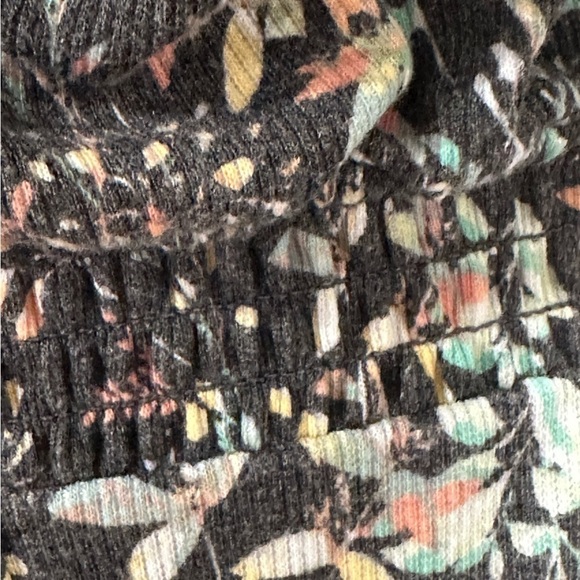 Lc Lauren Conrad Women’s Floral Short Sleeve V-Neck Dress Size Medium - Picture 2 of 8